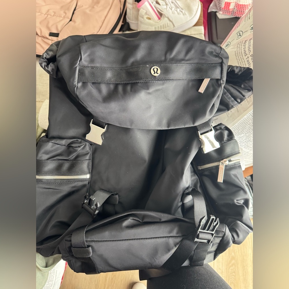 Lululemon backpack wunderlust 25L